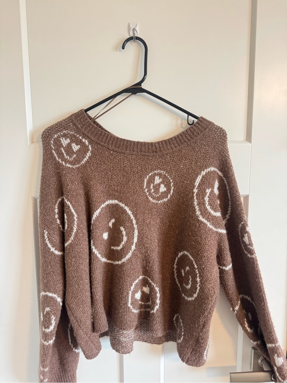 Brown Smiley Knit Sweater - Casual Women's Pullover